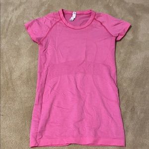 Lululemon top!